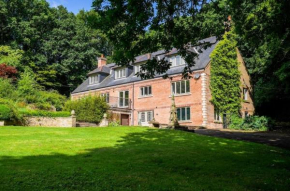 Luxury Mansion, Central, Perfect for Groups